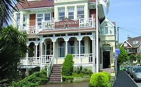 Queenswood Hotel